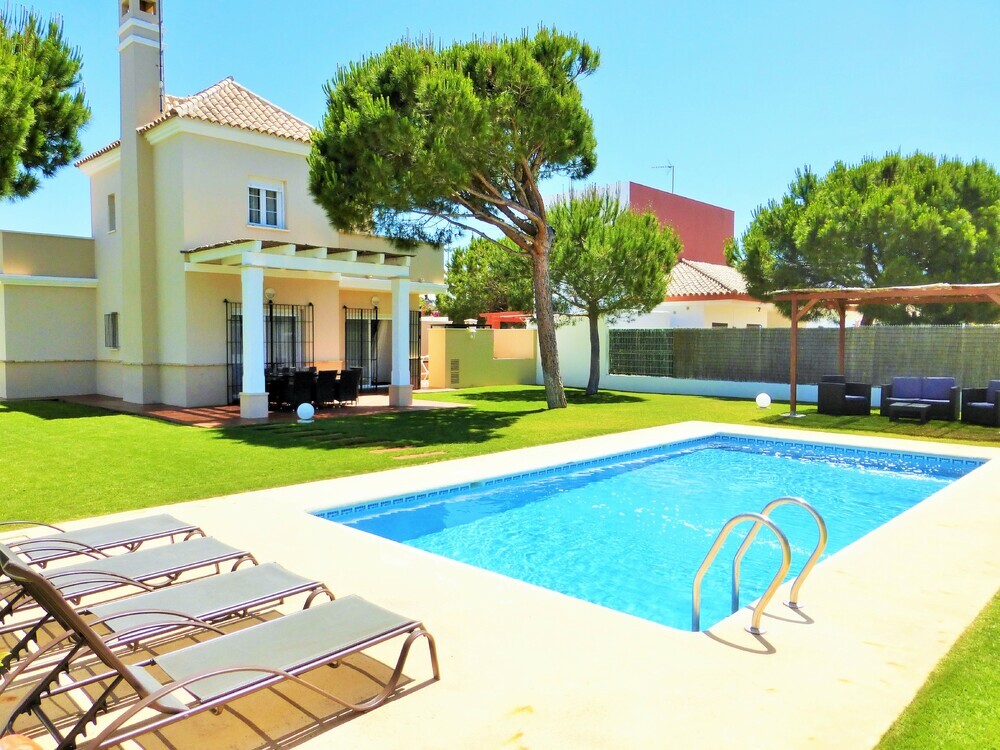 Villa 112 La Loma — alquiler en La Barrosa